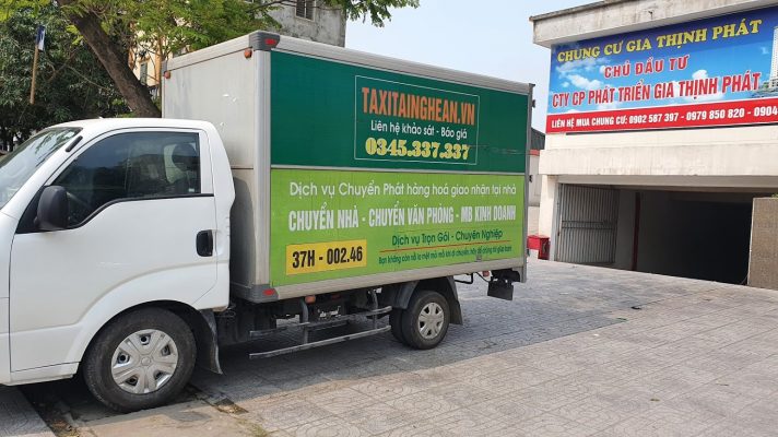 xe tải chở hàng tp vinh