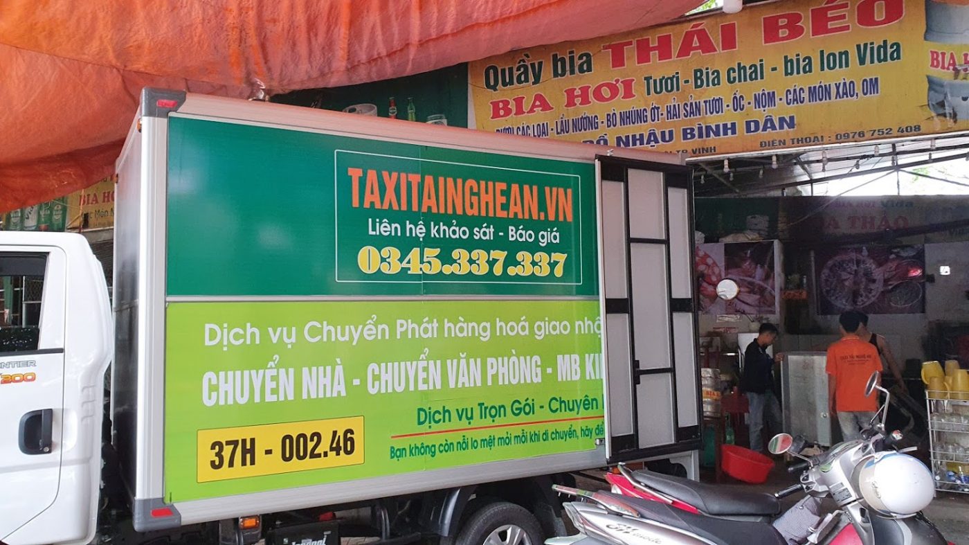Xe tải chở hàng tp vinh