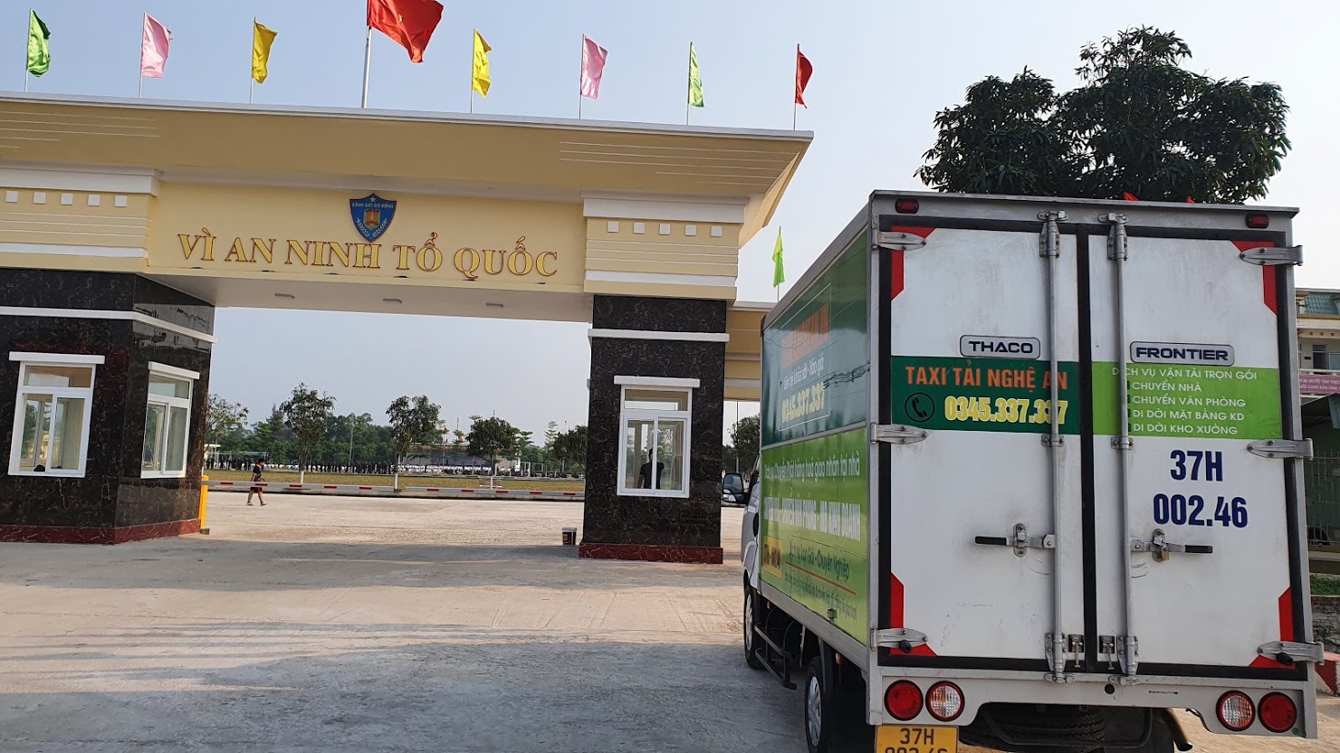Taxi Tải Xe taxi tải chở hàng thực tế tại TP Vinh - Cửa Lò