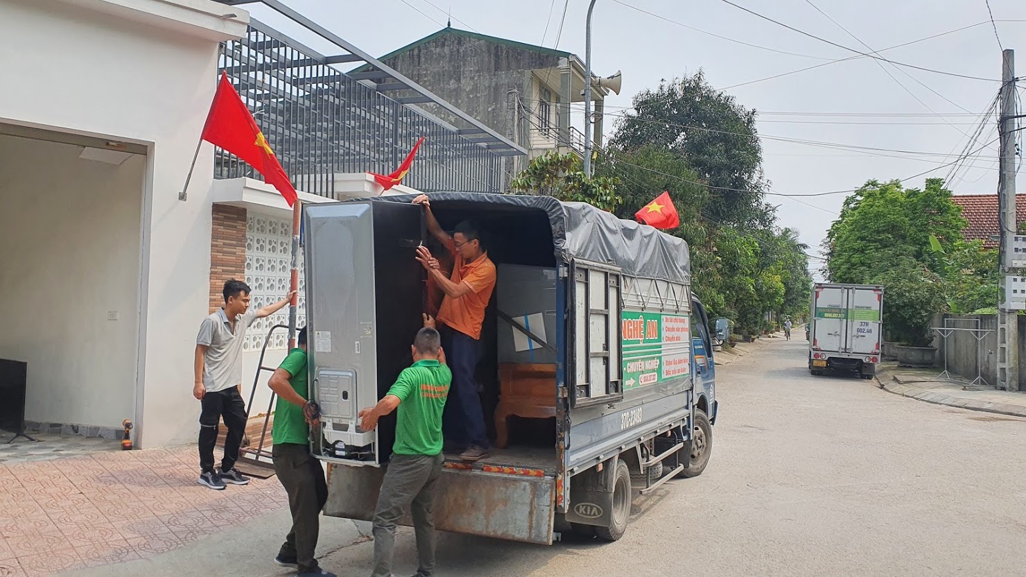 Taxi Tải Thành Vinh - Bốc xếp hàng hóa